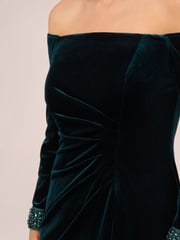 Adrianna Papell Green Velvet Off The Shoulder Gown - Image 4 of 7