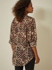 Brown Animal V-Neck Metallic Spot 3/4 Sleeve Blouse - Image 3 of 6