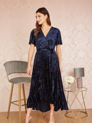 Yumi Blue Velvet Wrap Over Angel Sleeve Midi Dress - Image 3 of 5