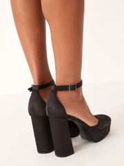Black Forever Comfort® Closed Toe Platform High Heel Shoes - Image 3 of 10