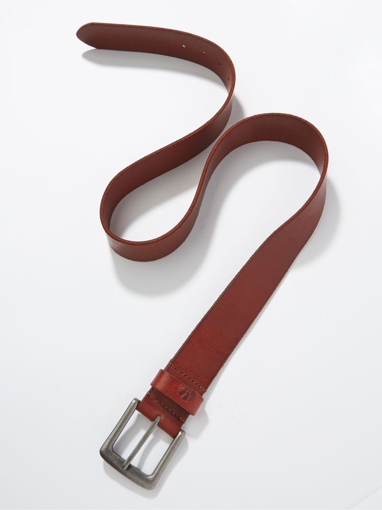 FatFace Brown Italian Leather Belt - Image 2 of 2 FatFace Brown Italian Leather Belt - Image 2 of 2