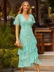 Sosandar Green Petite Abstract Print Layered Hem Angel Sleeve Maxi Dress - Image 4 of 5