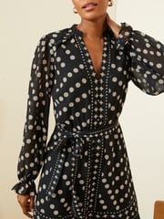 Love & Roses Black/White Chiffon V Neck Elasticated Sleeve Belted Mini Dress - Image 2 of 4