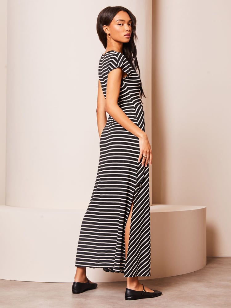 Lipsy Black Short Sleeve Tie Side Maxi Dress - Image 2 of 4