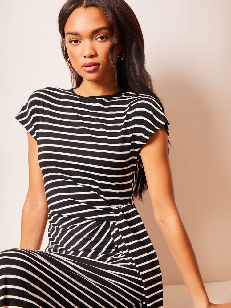 Lipsy Black Short Sleeve Tie Side Maxi Dress - Image 4 of 4