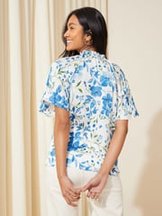 Friends Like These Red Print Printed Flutter Sleeve Keyhole Blouse - Image 4 of 4
