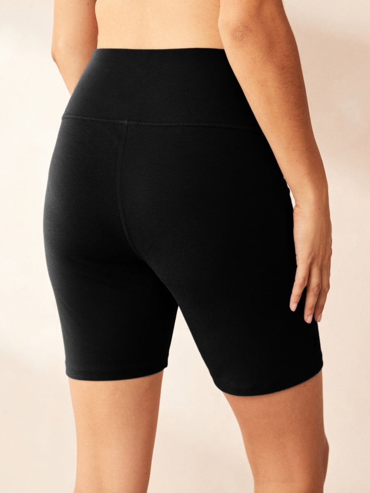 Under Armour Black Campus 7 in Shorts - Image 2 of 9 Under Armour Black Campus 7 in Shorts - Image 2 of 9