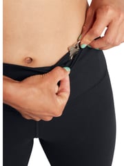 Under Armour Black Campus 7 in Shorts - Image 7 of 9