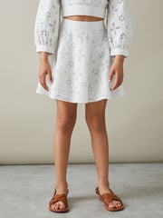 Reiss Ivory Nella 4-9 yrs Cotton Broderie Lace Skirt - Image 3 of 7