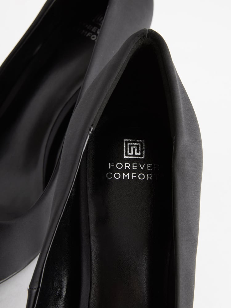 Black Regular/Wide Fit Forever Comfort® Heart Trim Court Shoes - Image 7 of 7