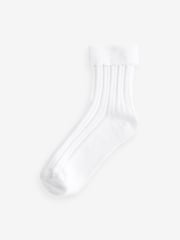 White Cotton Rich Pretty Scallop Turnover Ankle Socks 2 Pack - Image 4 of 4