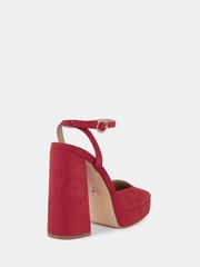 Novo Red Regular Fit ILIKA Close Toe Platform Courts - Image 6 of 6