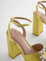 Lime Green Forever Comfort® Jewel Platform Sandals - Image 10 of 10
