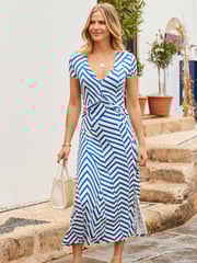 Sosandar Blue white Knot Front Cap Sleeve Fit And Flare Dress - Image 5 of 5
