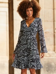 Sosandar Black Fluted Cuff Fit And Flare Dress - Image 4 of 5