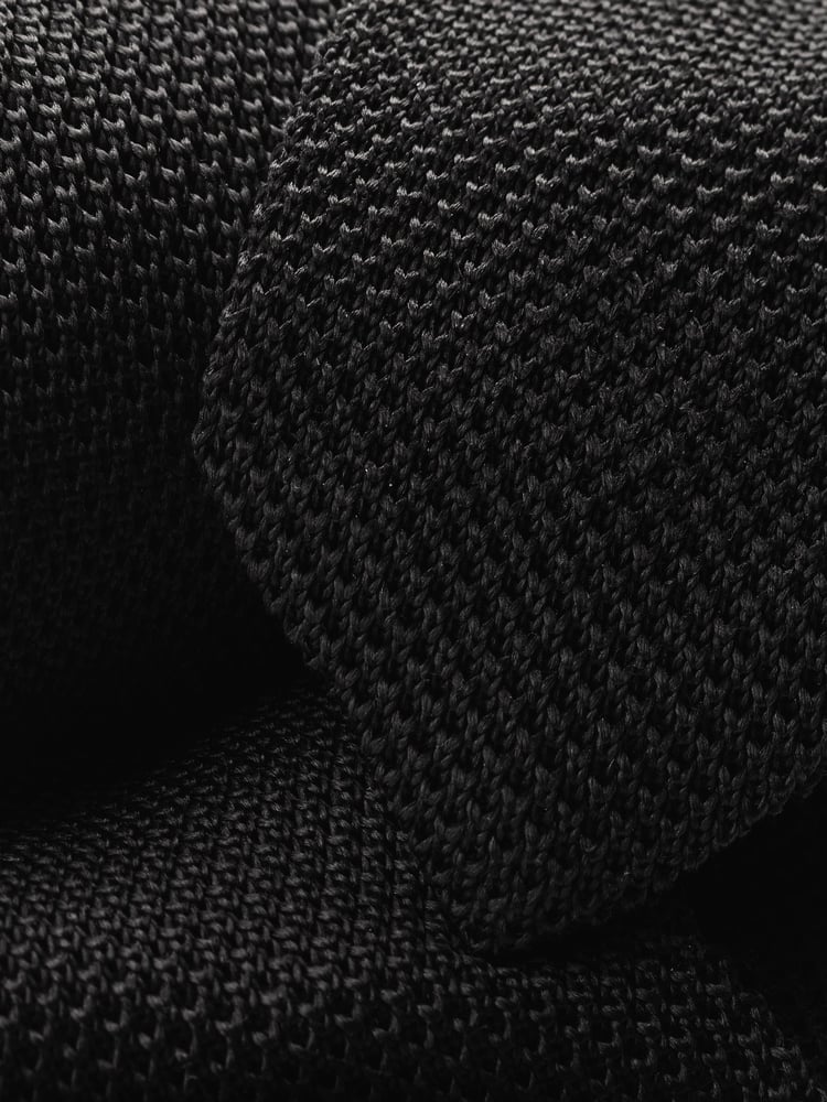 Charles Tyrwhitt Black Silk Knitted Slim Tie - Image 2 of 2