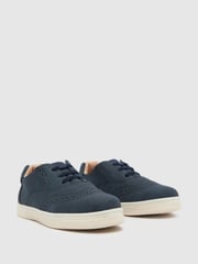 Schuh Latch Brogue Junior Shoes - Image 2 of 4
