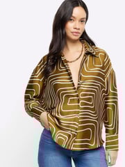 River Island Green Oversized Abstract Shirt - Image 3 of 6
