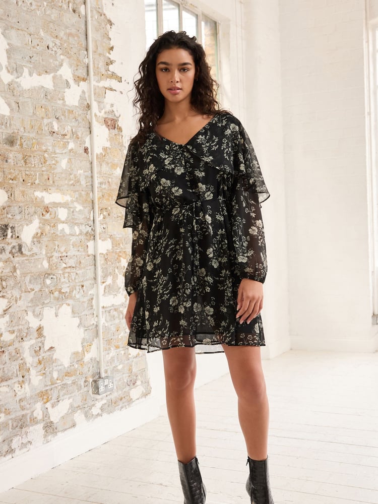 Monochrome Floral Ditsy Cape Long Sleeve Mini Dress - Image 2 of 6