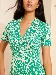 Friends Like These Green Jersey Short Sleeve Shirt Midi Dress - Image 2 of 4