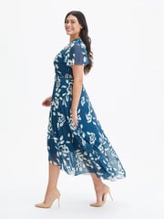 Scarlett & Jo Blue Tilly Print Angel Sleeve Sweetheart Dress - Image 3 of 4