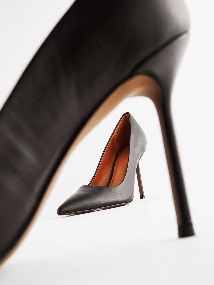 Black Forever Comfort Leather Point Toe Court Shoes - Image 8 of 8