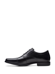 Clarks Black Standard Fit (G) Leather Howard Cap Shoes - Image 6 of 7