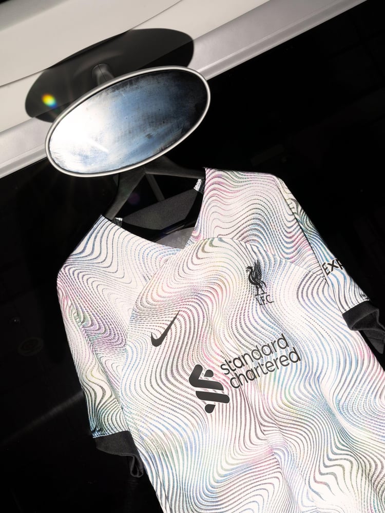 Nike White Blank Liverpool FC 22/23 Stadium Away Shirt - Image 12 of 12