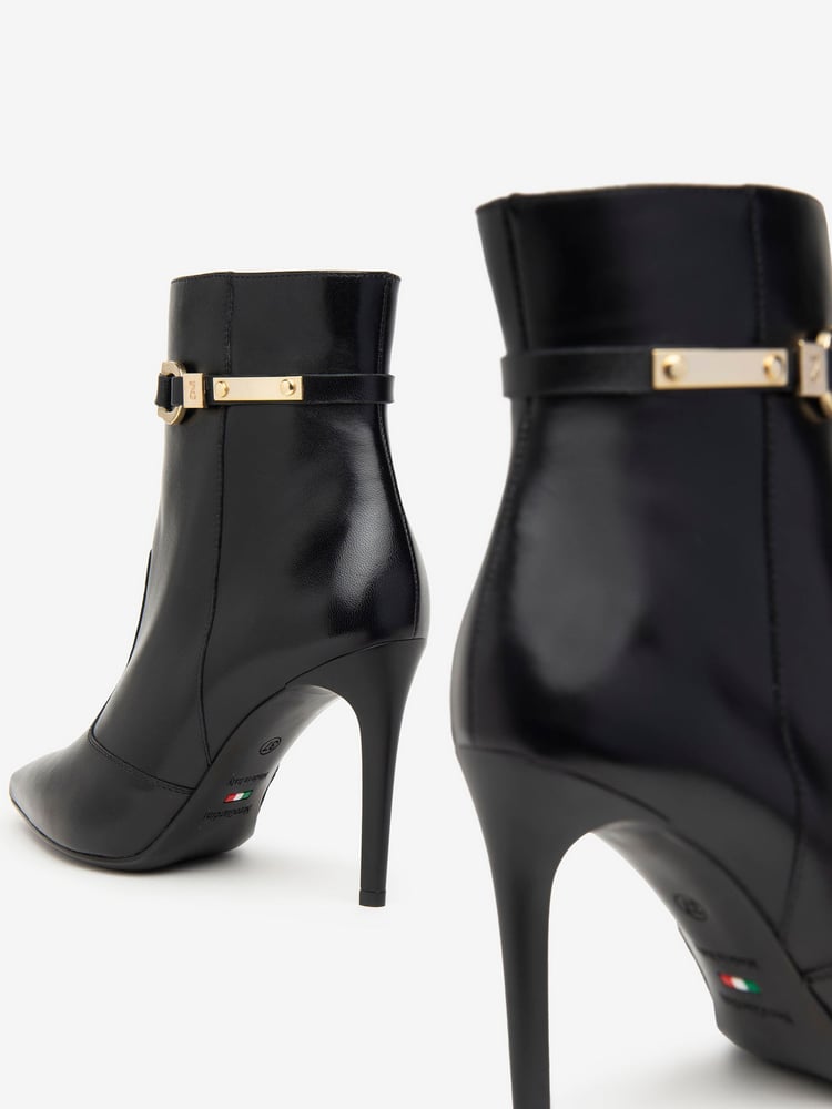 NeroGiardini Black Leather Pointed Heeled Ankle Boots - Image 6 of 6