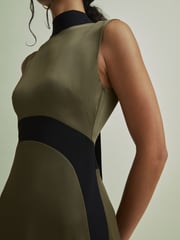 Florere Colourblock Hybrid Knit Midi Dress - Image 2 of 5
