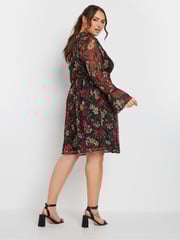 Yours Curve Red Tie Neck Chiffon Dress - Image 3 of 5