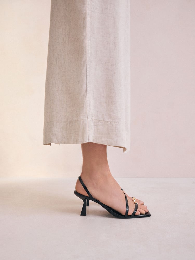 Black Toe Loop Heeled Sandals - Image 2 of 10