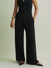 Schwarz - Florere Plissierte Hose mit weitem Bein - Bild 3 von 6