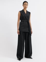 Albaray Tailored Sleeveless Black Jacket - Image 4 of 5