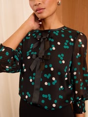 Love & Roses Black Spot Bow Detail Crew Neck 3/4 Sleeve Blouse - Image 3 of 4