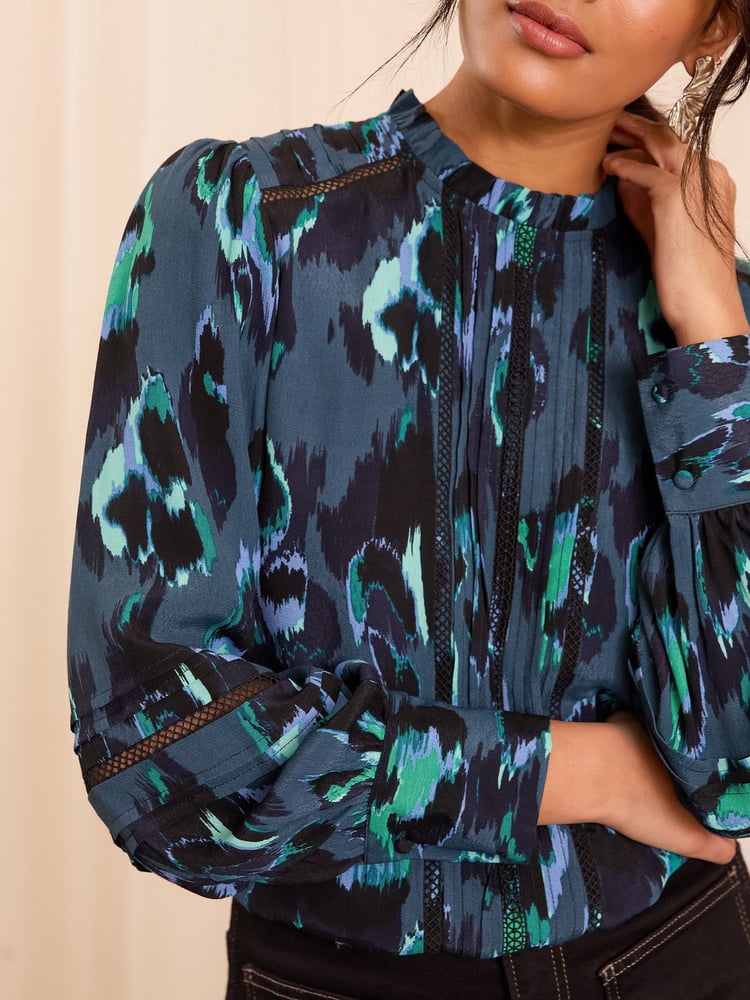 Love & Roses Blue Animal Ruffle Neck Pintuck Detail Long Sleeve Blouse - Image 2 of 4 Love & Roses Blue Animal Ruffle Neck Pintuck Detail Long Sleeve Blouse - Image 2 of 4