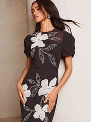 Lipsy Black & White Embroidered Floral Artwork Fit And Flare Premium Midi Occasion Dress - Image 3 of 4