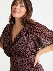 Scarlett & Jo Brown Isabelle Angel Sleeve Maxi Dress - Image 2 of 4