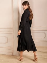 Love & Roses Black Pleated Midi Dress - Image 4 of 4