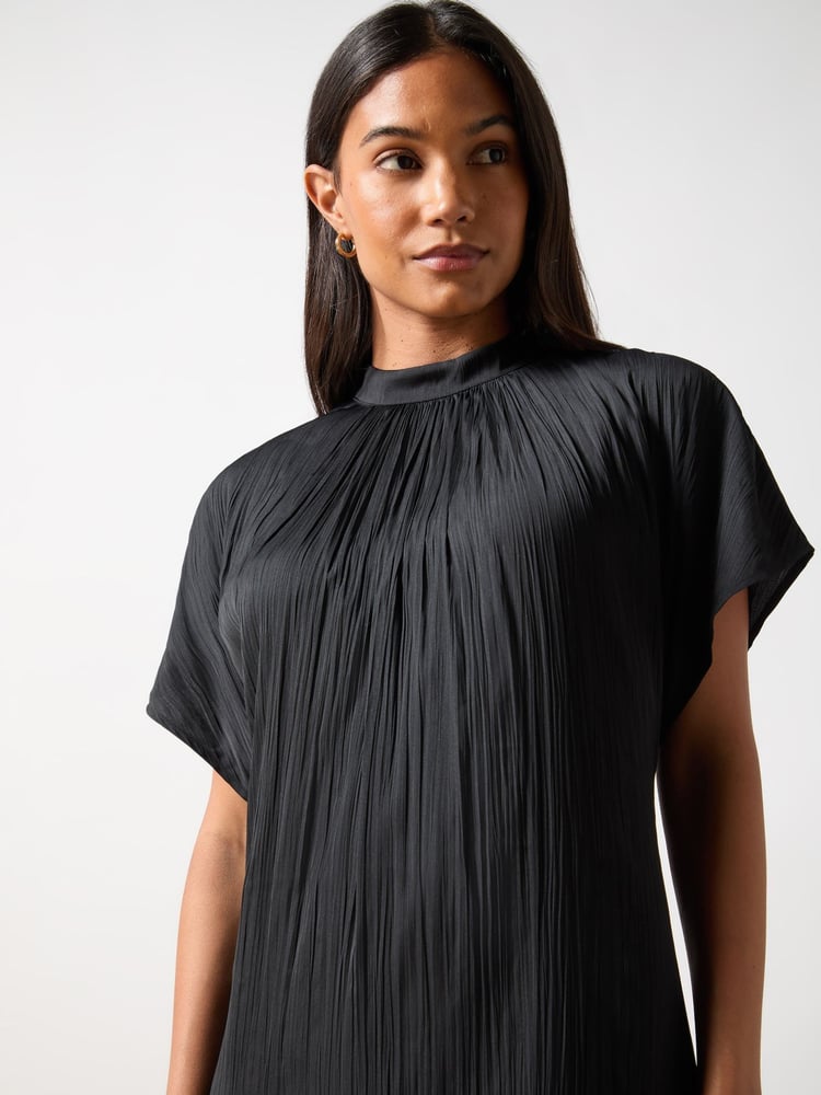 Ro&Zo Black High Neck Plisse Dress - Image 3 of 3