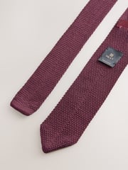 Red Knitted Silk Tie With Point - Image 2 of 3