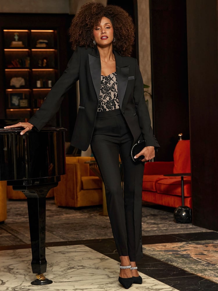 Sosandar Black Satin Collar Tuxedo Blazer - Image 2 of 4