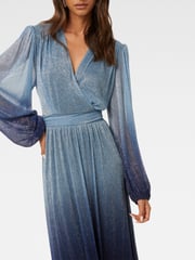 Forever New Blue Gisele Petite Ombre Plisse Maxi Dress - Image 3 of 4