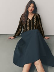 Black/Yellow Print Long Sleeve V-Neck Jersey Blouse - Image 2 of 7