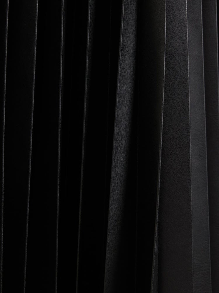River Island Black Pleated Midi Skirt - Image 4 of 4