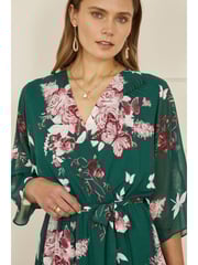 Yumi Green Floral Kimono Dipped Hem Dress - Image 3 of 5