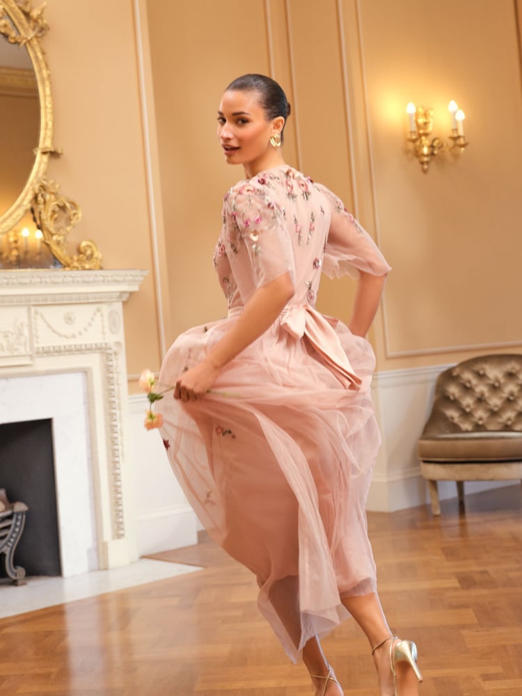 Love & Roses Pink Embroidered Angel Sleeve Maxi Dress - Image 5 of 5 Love & Roses Pink Embroidered Angel Sleeve Maxi Dress - Image 5 of 5