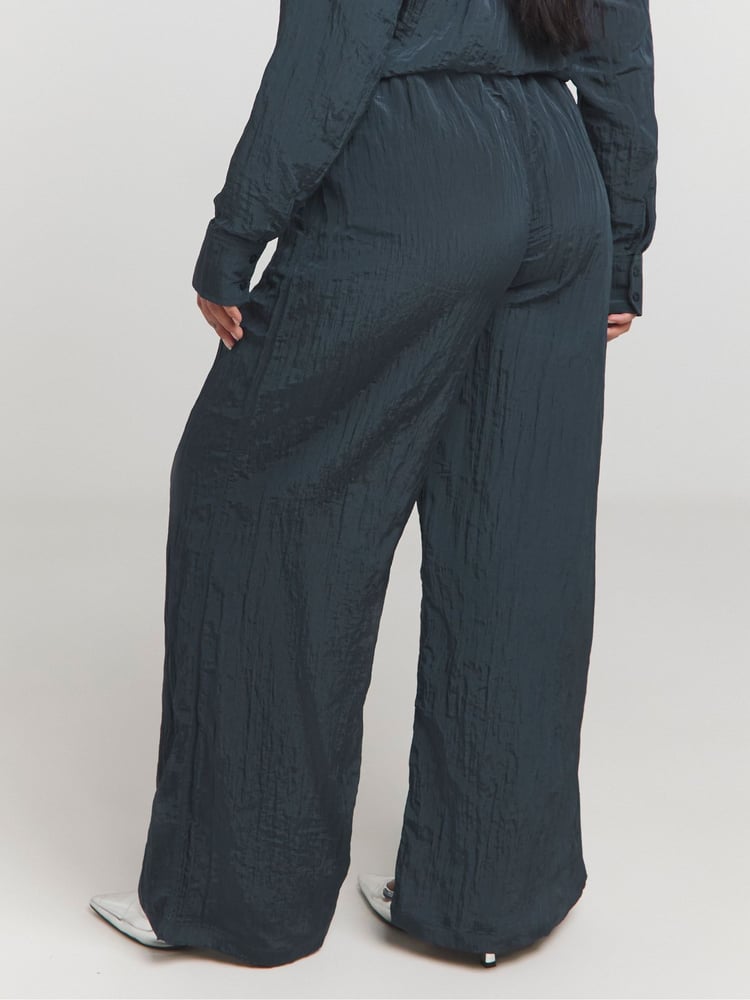 Simply Be Blue Textured Satin Wide Leg Trousers - Image 2 of 4