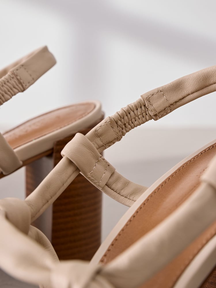 Bone Signature Premium Leather Square Toe Cage Slingback Block Heel Sandals - Image 7 of 7