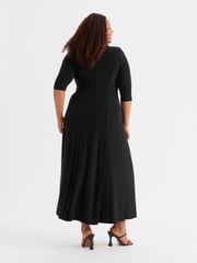 Scarlett & Jo Black Solid Ruched Maxi Gown - Image 4 of 4